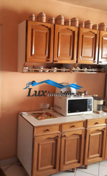 apartament-3-camere-garaj-zona-bulevardul-traian-44000-e