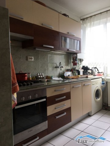 apartament-3-camere-zona-george-cosbuc-53000-e