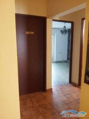 se-inchiriaza-spatiu-comercial-zona-ultracentral-399-euro-3