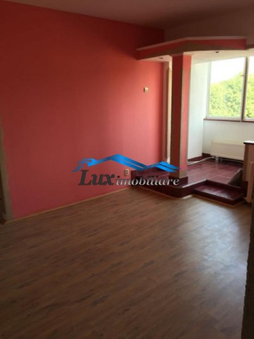 apartament-3-camere-zona-traian-50000-e-4