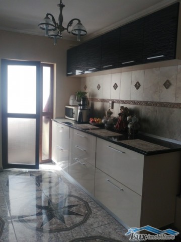 apartament-3-camere-strada-ariesului-36000-e-1