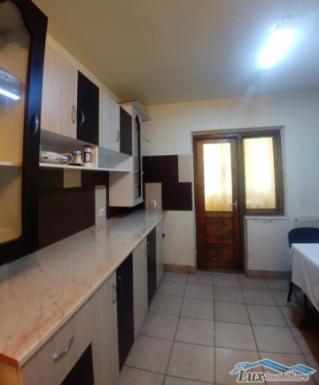 apartament-3-camere-zona-traian-68000-e