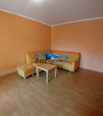 inchiriez-apartament-3-camere-zona-sri-300-e