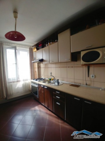 apartament-3-camere-zona-bogdan-voda-v-tepes-54000-e