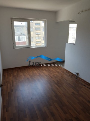 lux-imobiliare-vinde-apartament-16900-euro-3