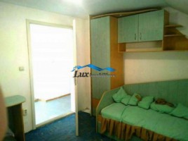 lux-imobiliare-inchiriaza-apartament-cu-5-camere-rozelor-1