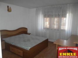 vila-de-inchiriat-6-camere-p12-zona-centrala-in-apropiere-de-liceul-laurean-5