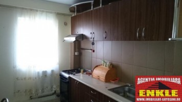 apartament-4-camere-zona-capat-1-3