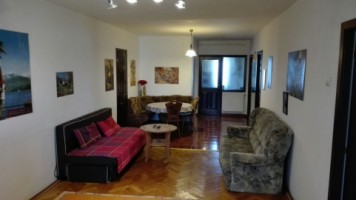 apartament-4-camere-transformat-in-3-zona-centrala