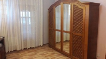 apartament-4-camere-zona-bucovina-3