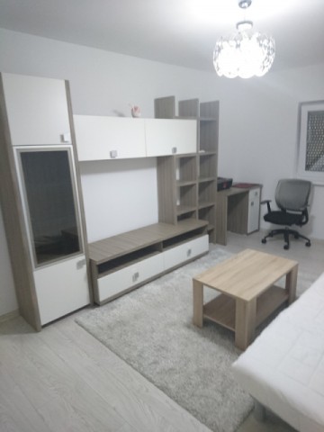 apartament-3-camere-capat-1