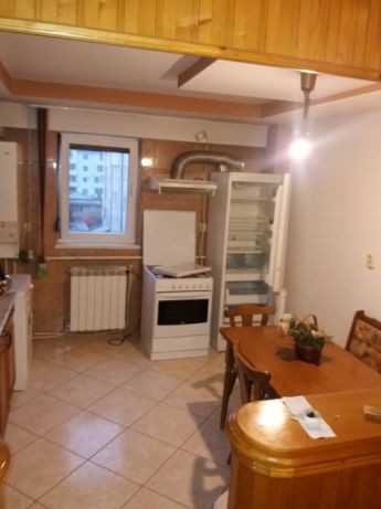 apartament-2-camere-zona-calea-nationala-1