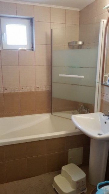 apartament-cu-4-camere-in-zona-rahova-5