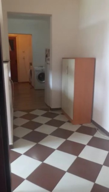 apartament-cu-3-camere-in-zona-alea-lunga-1