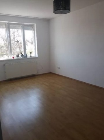 vand-apartament-2-camere-in-bloc-nou-cetateet1-2