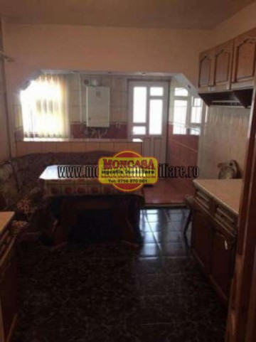 apartament-3-camere-bucovina-82-mp-cu-vad-comercial