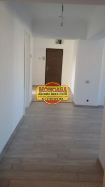 apartament-3-camere-zona-centrala-1