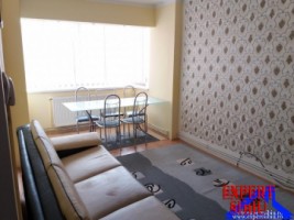 inchiriez-apartament-2-camere-decomandatrenovatzona-valea-aurie-3