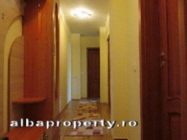 apartament-cu-3-camere-decomandat-garajboxa-2