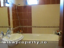 apartament-cu-3-camere-decomandat-garajboxa-4