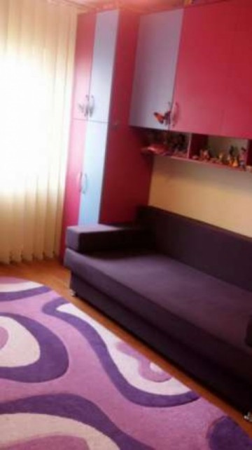 apartament-4-camere-burdujeni-4