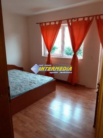 garsoniera-finisata-si-mobilata-de-vanzare-zona-centru-4