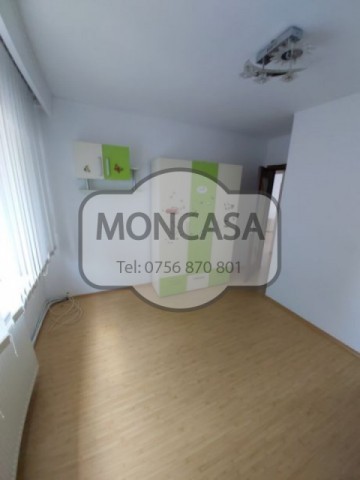 apartament-4-camere-etaj-1-ultracentral-82-mp-8