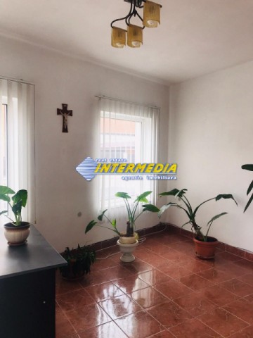 spatiu-birouri-de-inchiriat-zona-cetate-50-mp-3