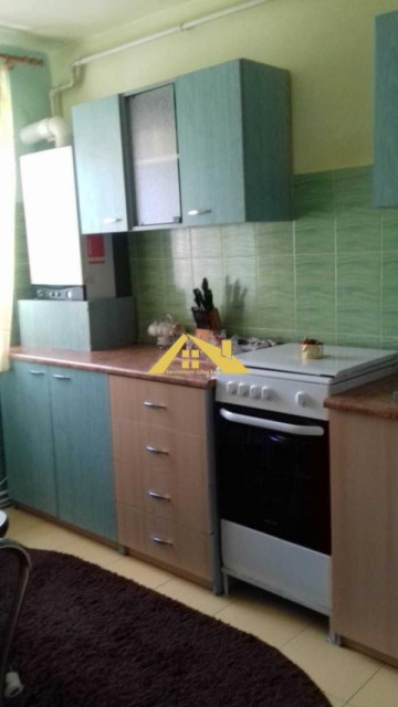 apartament-3-camere-in-cetate-mobilat-si-utilat-1