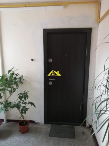 apartament-cu-3-camere-cetate-5