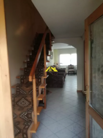 casa-cu-garaj-5