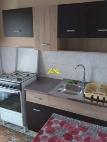 vand-apartament-3-camere-ampoi-3-1