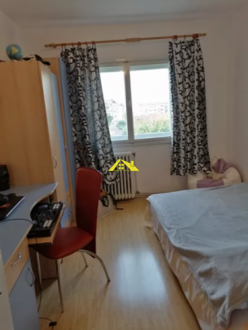 apartament-3-camere-cartier-cetate-4
