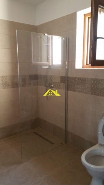 casa-noua-in-cetate-zona-piata-3