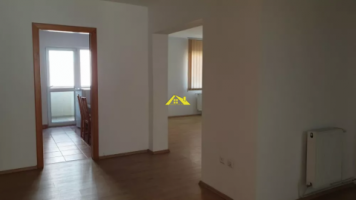 inchiriez-apartament-zona-centru-compus-din-3-camere2-bai-2-balcoane-4