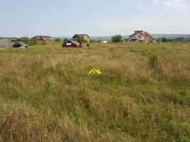 teren-de-vanzare-in-partos