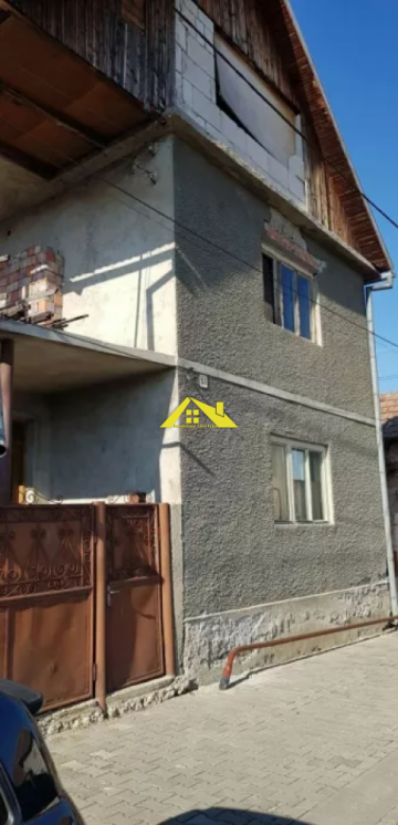 vand-casa-in-teius