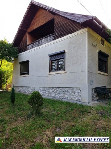 vila-4-camere-teren-800-mp-boteni