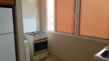 apartament-3-camere-decomandat-etaj-02-mobilat-6