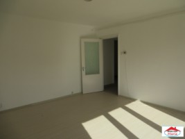 apartament-3-camere-decomandate-micro16-id-21574-1