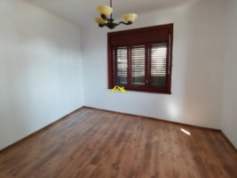 casa-cu-teren-in-centru-2