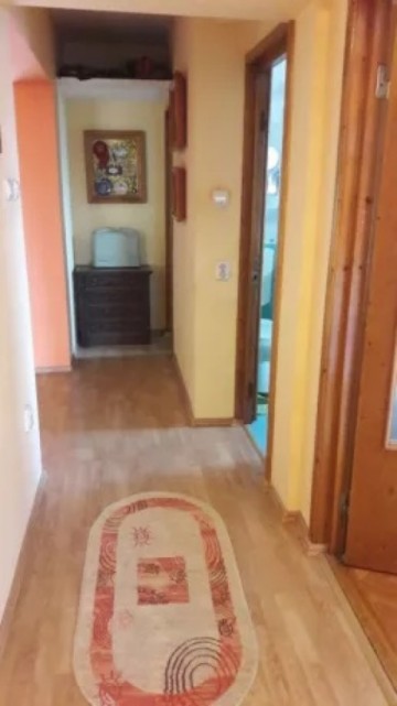 apartament-4-camere-decomandat-garaj-pivnita-6