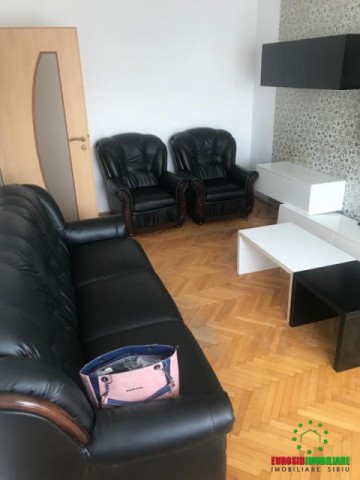 apartament-cu-3-camere-decomandat-de-inchiriat-5