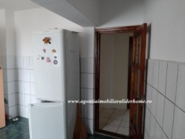 apartament-4-camere-zona-bazar-4