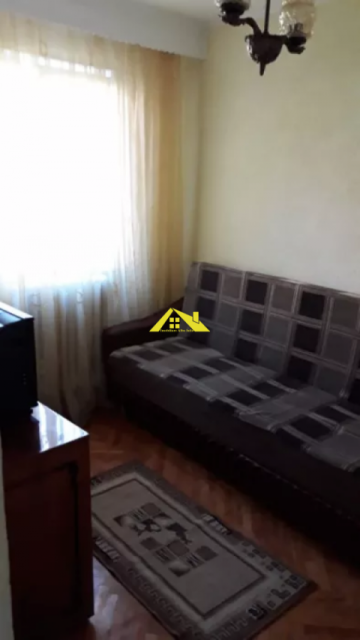 apartament-2-camere-zona-cetate-3