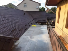 casa-cu-3-camere-anexa-centru-6