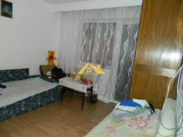 apartament-cu-2-camere-zona-spital-etaj-2-1