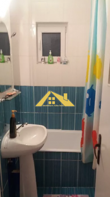 inchiriere-apartament-zona-cetate-strada-closca-4