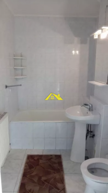 apartament-2-camere-zona-piata-5