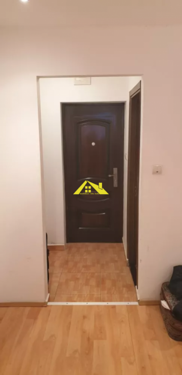 garsoniera-de-vanzare-zona-cetate-2